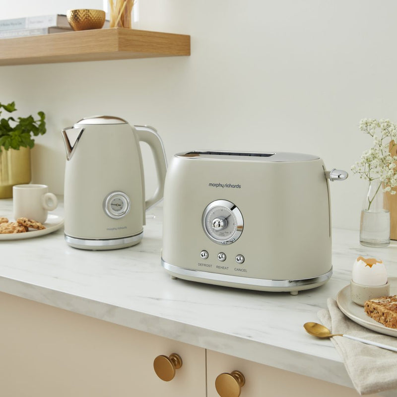 Morphy Richards Colour Boutique 2-Slice Toaster - Mushroom | 980600