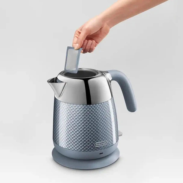 DeLonghi Luminosa Kettle 1.7L - Blue | KBL3001.GY