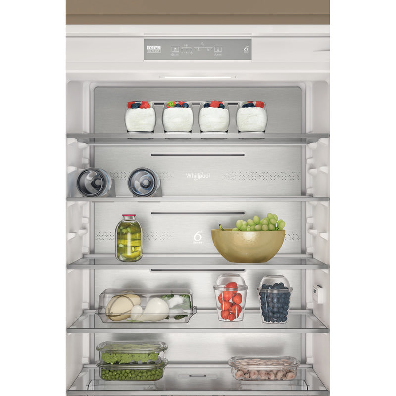 Whirlpool Integrated 70/30 Fridge/Freezer | WHSP70T122UK