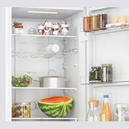 Bosch Series 2 Total No Frost free-standing fridge-freezer - White | KGN27NWEAG