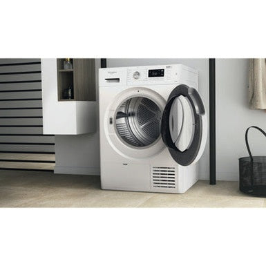 Whirlpool 8kg Freestanding Heat Pump Tumble Dryer | FFT M11 8X2 UK